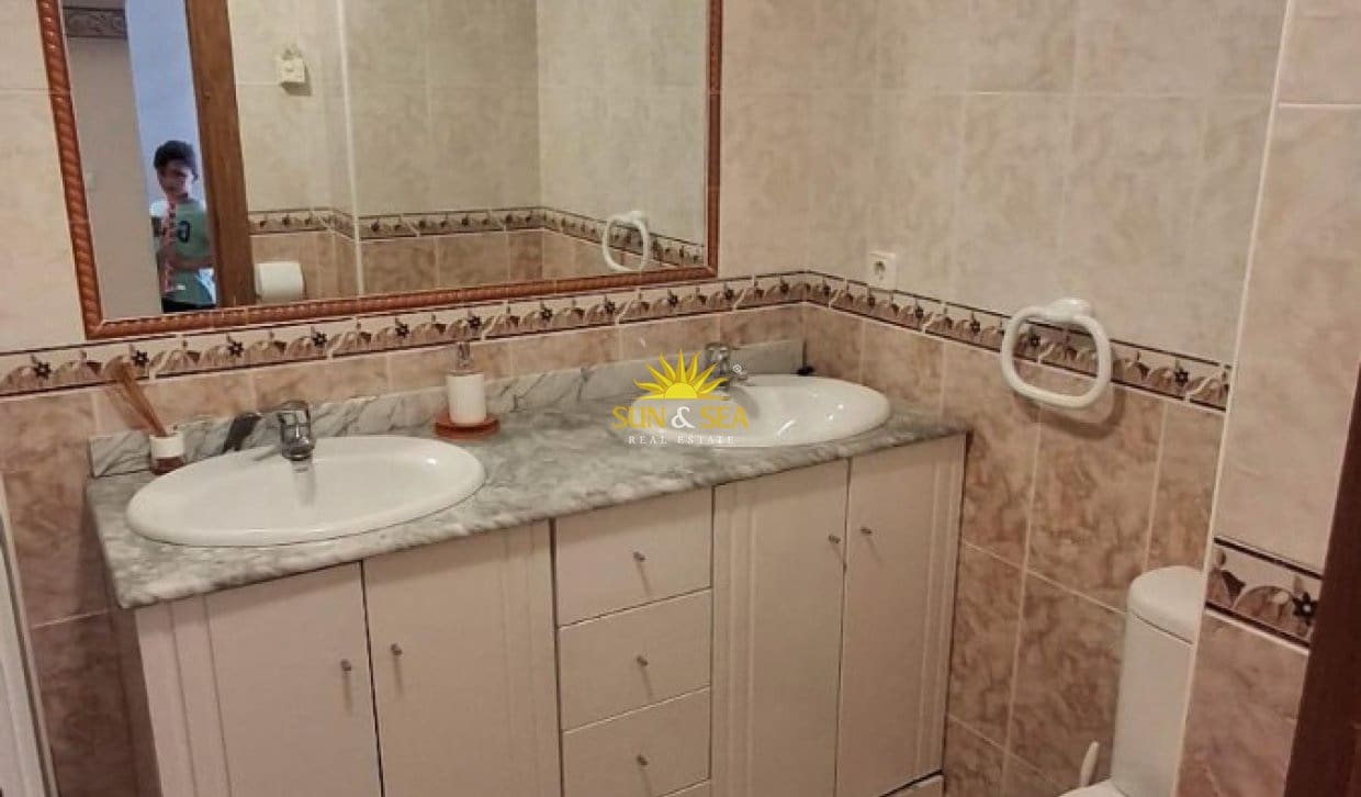 2 bedroom Penthouse for holiday rental in La Manga del Mar Menor with pool garage - € 700 (Ref: 9874386)