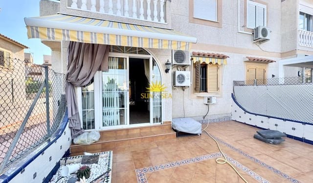 2 bedroom Townhouse for holiday rental in El Moncayo, Guardamar del Segura - € 800 (Ref: 9874387)