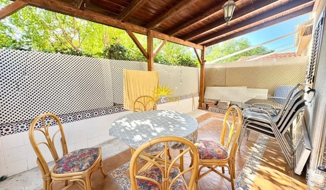 2 bedroom Townhouse for holiday rental in El Moncayo, Guardamar del Segura - € 800 (Ref: 9874387)