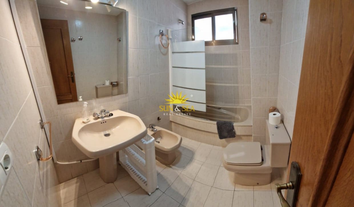 3 bedroom Apartment for holiday rental in Playa de San Juan with garage - € 1,350 (Ref: 9874388)