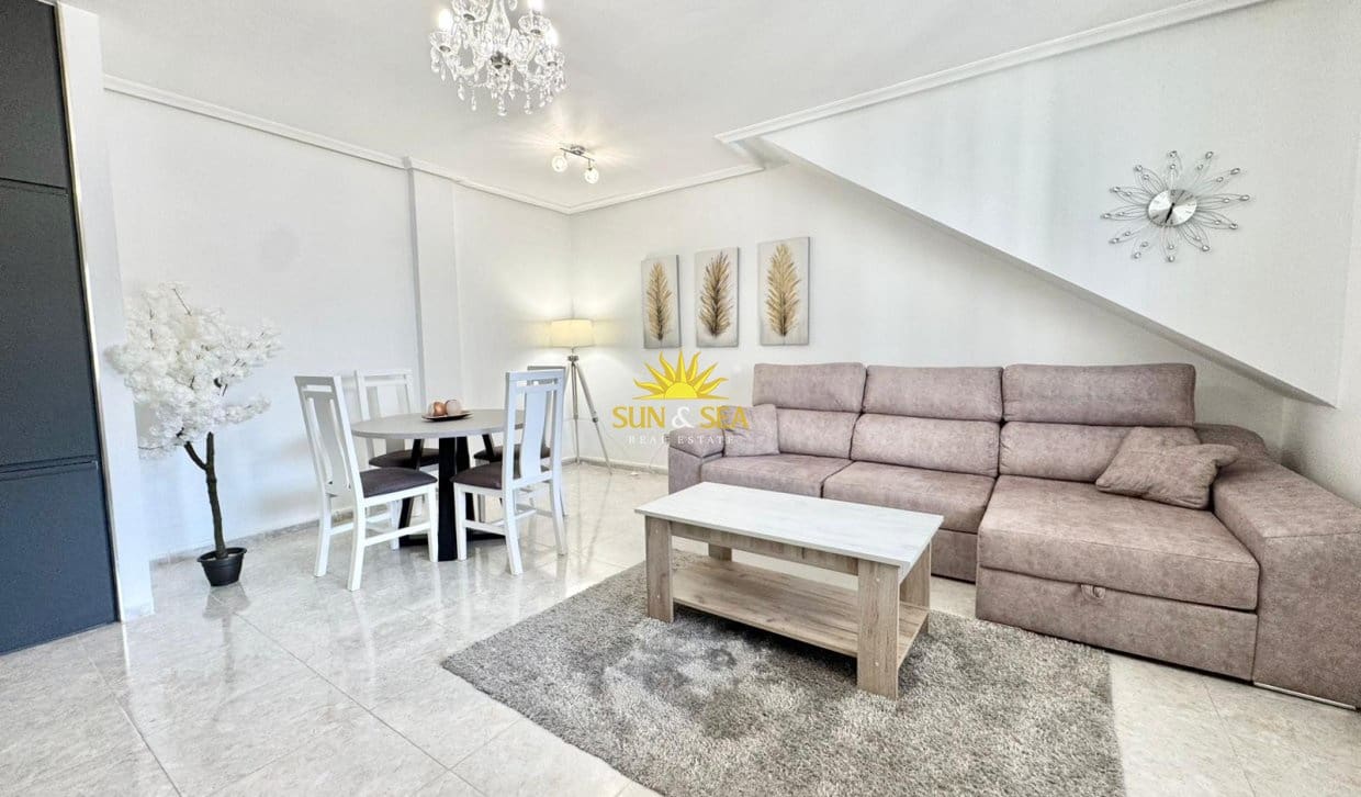 2 bedroom Apartment for rent in Daya Vieja with garage - € 850 (Ref: 9874389)