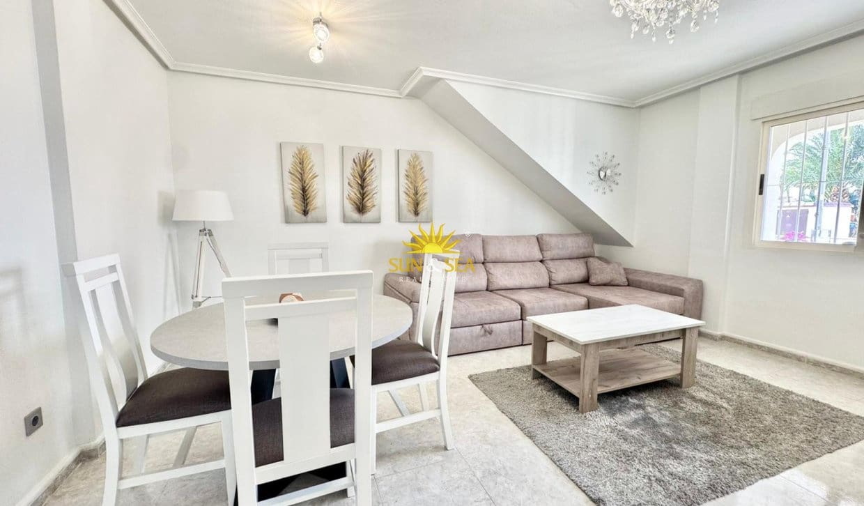 2 bedroom Apartment for rent in Daya Vieja with garage - € 850 (Ref: 9874389)