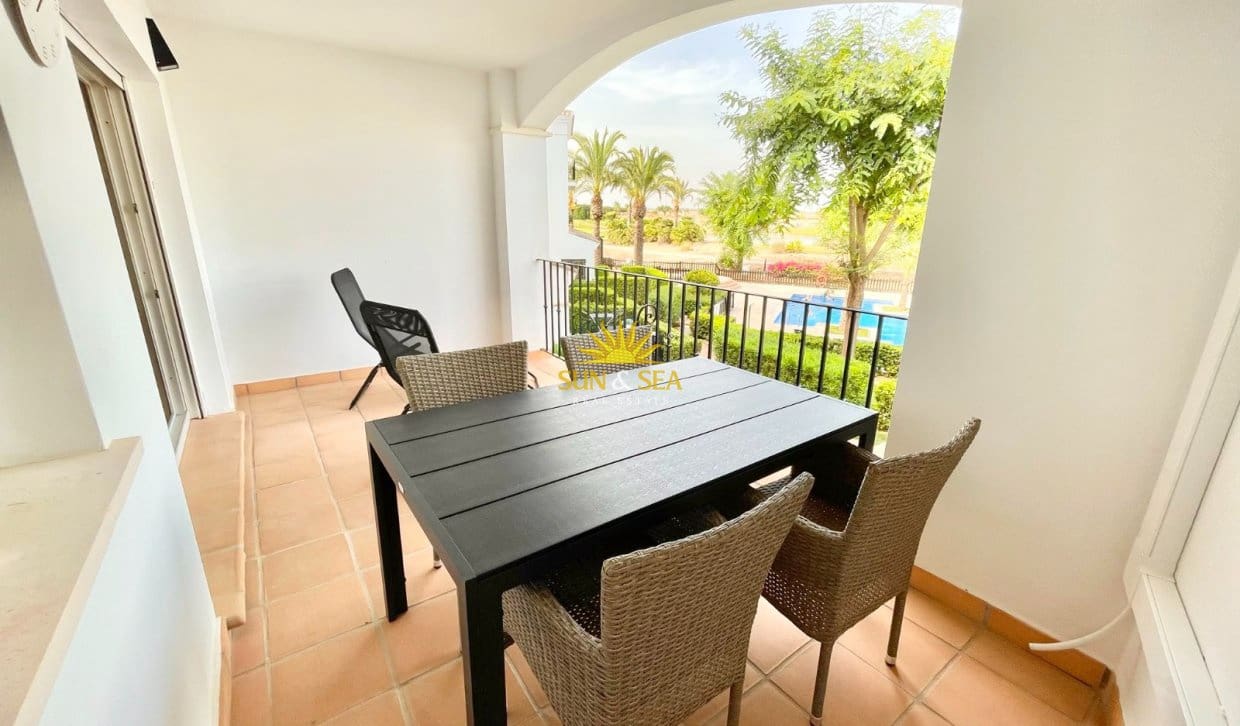 Apartamento de 2 habitaciones en La Torre Golf Resort en alquiler con piscina garaje - 1.150 € (Ref: 9875324)