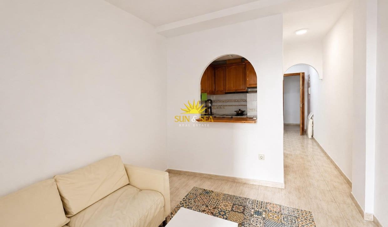 1 bedroom Apartment for sale in Torrevieja - € 97,000 (Ref: 9875509)