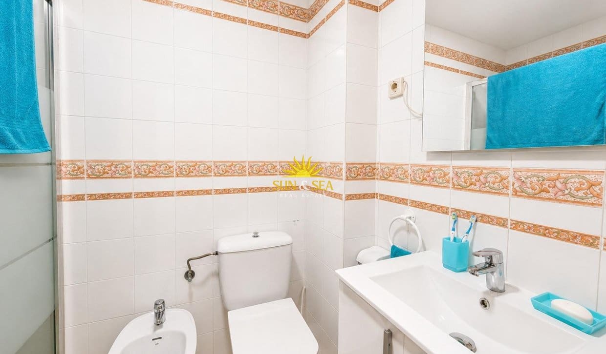 1 bedroom Apartment for sale in Torrevieja - € 97,000 (Ref: 9875509)