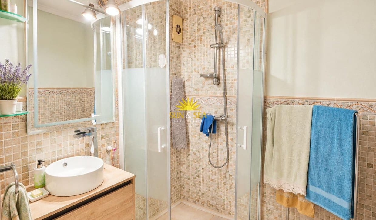 2 chambre Appartement à vendre à Torrevieja - 146 900 € (Ref: 9877244)