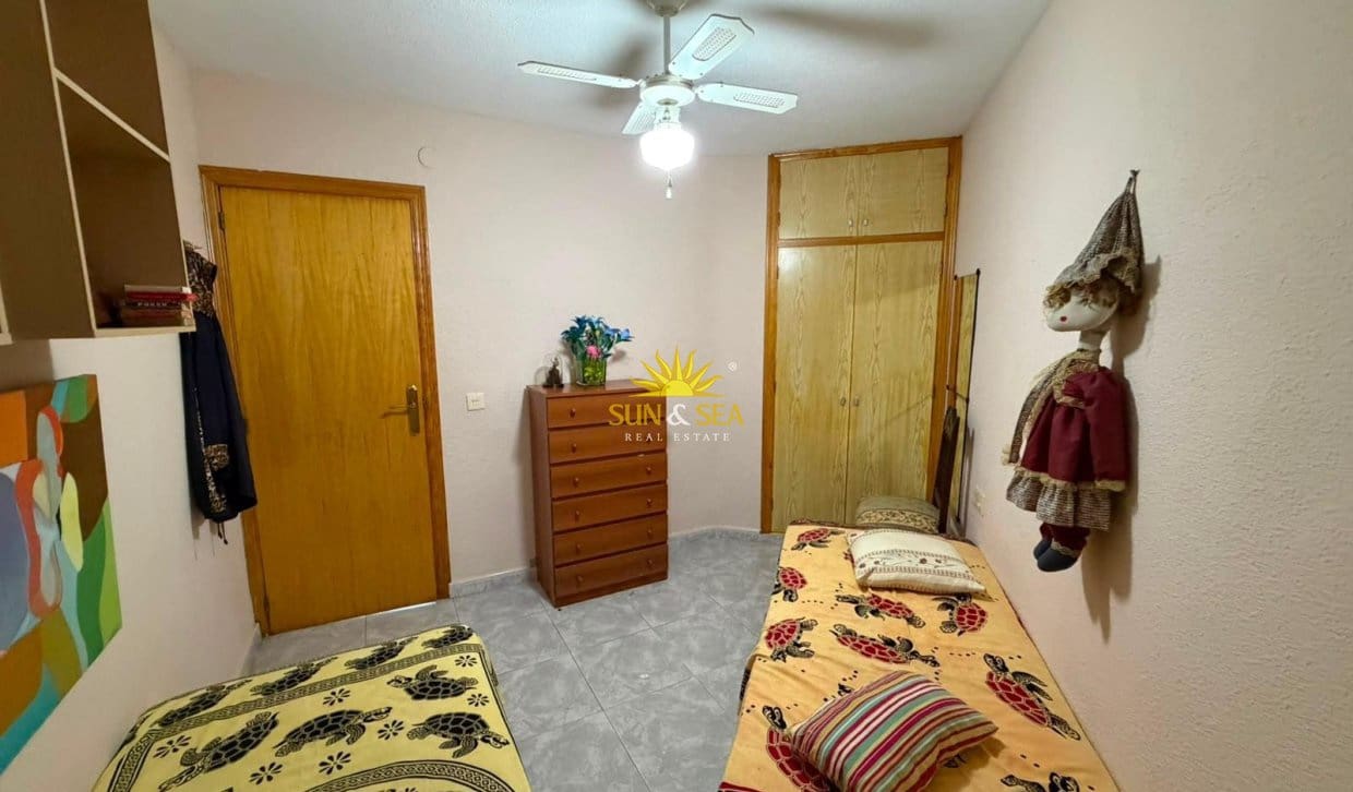 2 soveværelse Lejlighed til salg i Torrevieja - € 129.000 (Ref: 9877244)