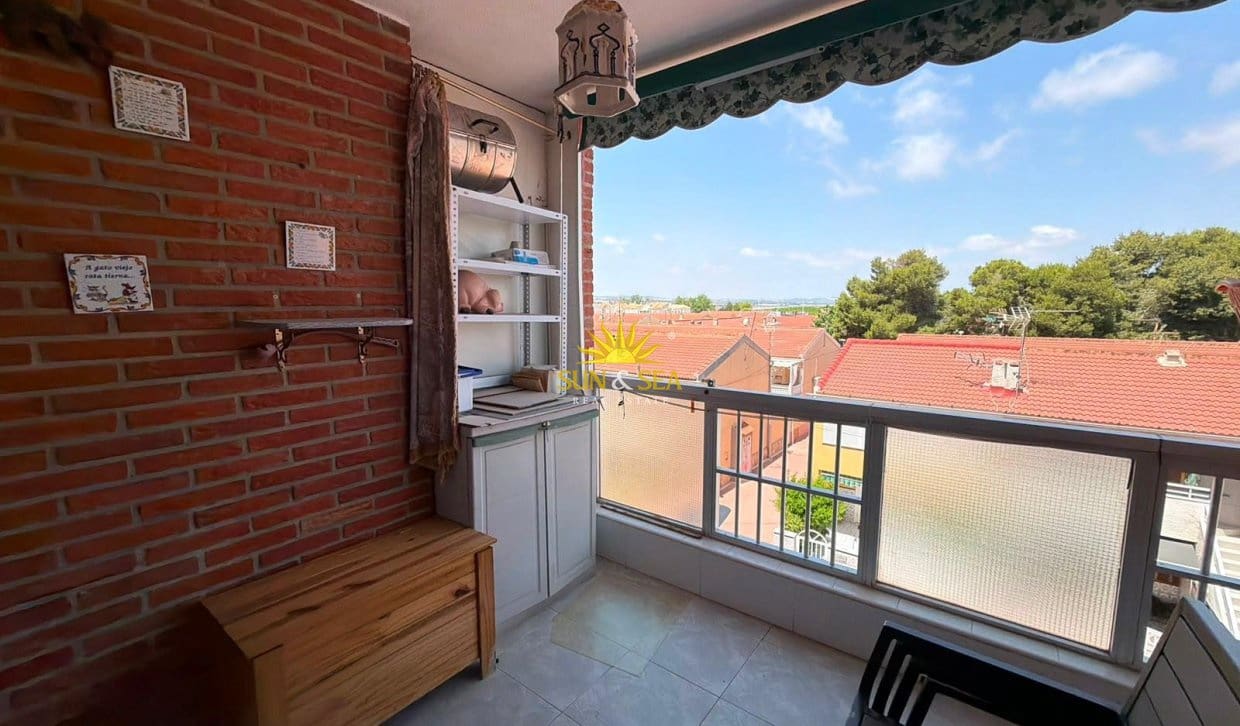 2 soveværelse Lejlighed til salg i Torrevieja - € 129.000 (Ref: 9877244)