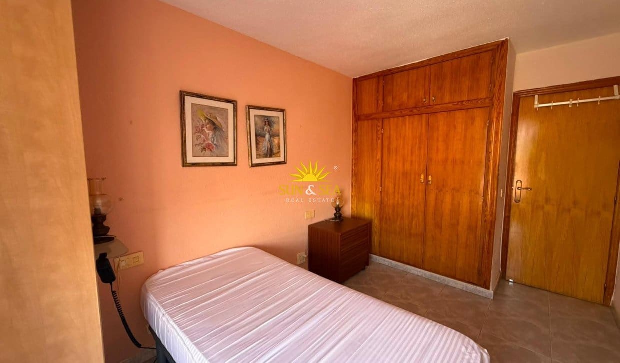 2 soveværelse Lejlighed til salg i Torrevieja - € 129.000 (Ref: 9877244)