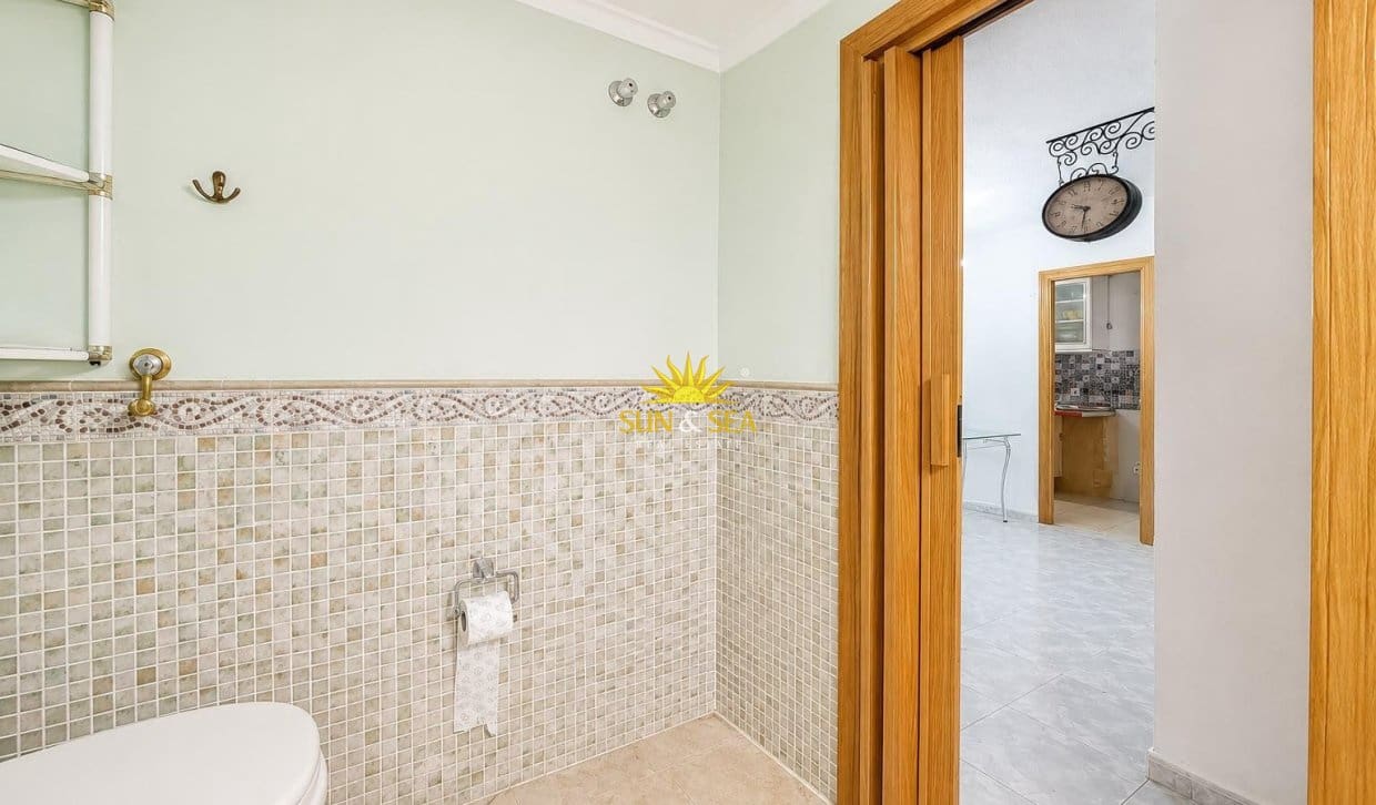 2 soveværelse Lejlighed til salg i Torrevieja - € 129.000 (Ref: 9877244)
