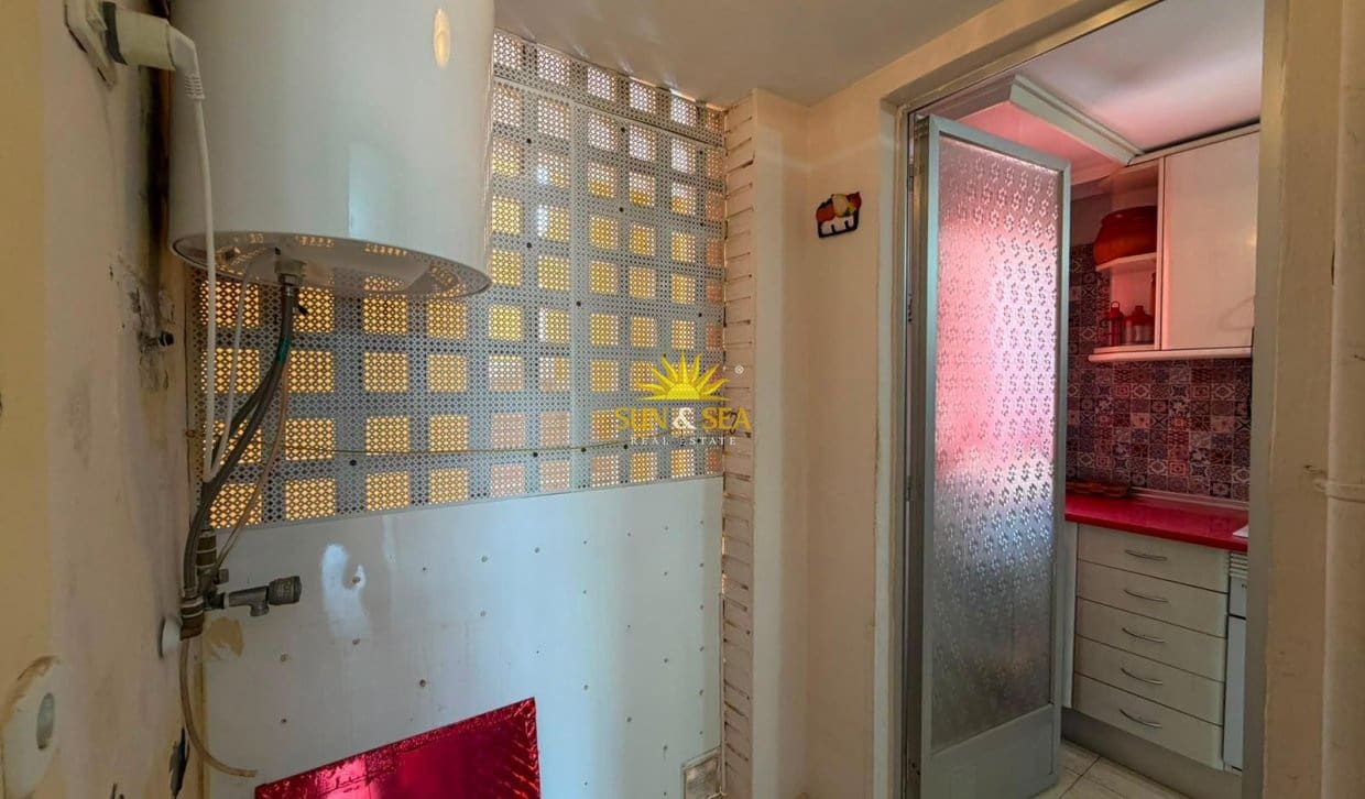 2 soveværelse Lejlighed til salg i Torrevieja - € 129.000 (Ref: 9877244)
