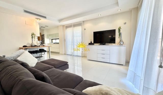 3 makuuhuone Huoneisto vuokrattavana paikassa Los Secanos, Guardamar del Segura mukana uima-altaan 
autotalli - 1 500 € (Ref: 9877563)