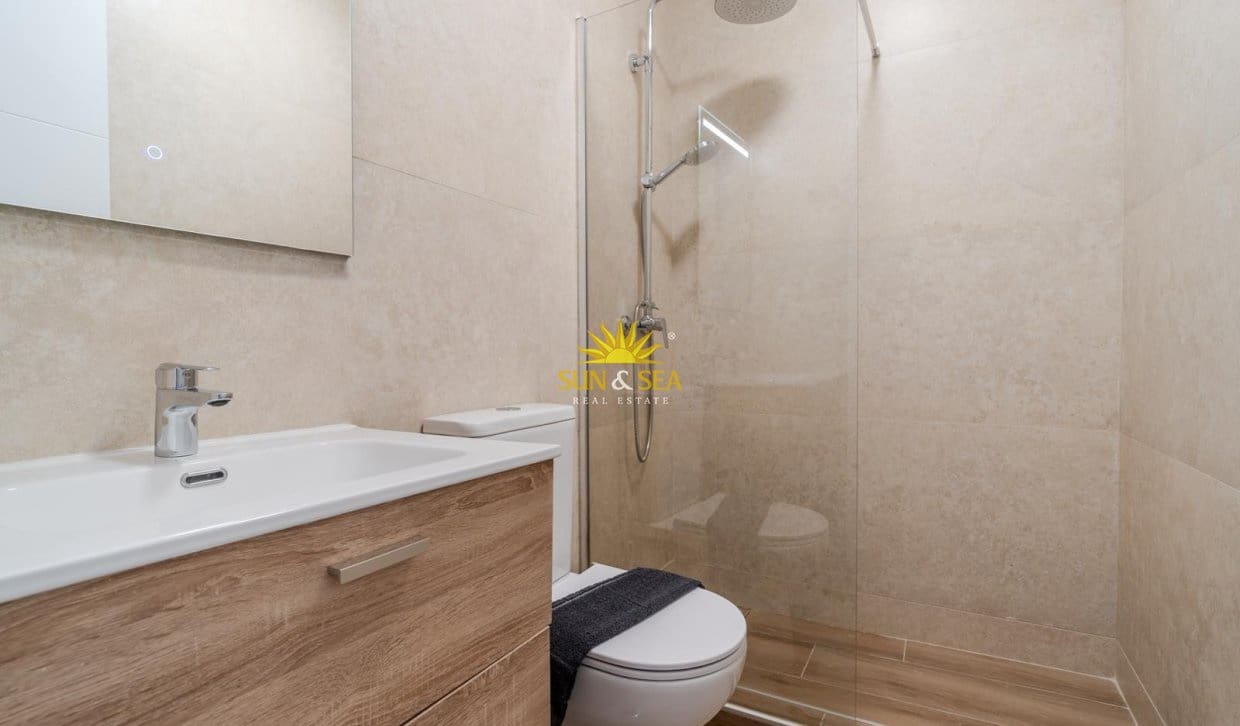 2 bedroom Apartment for rent in Pilar de la Horadada - € 1,100 (Ref: 9879543)