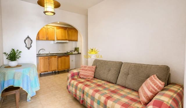 1 sypialnia Dom na sprzedaż w Torrevieja z basenem - 107 000 € (Ref: 9879743)