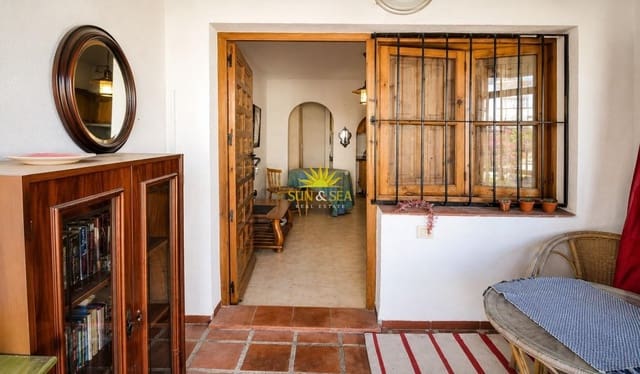 1 sypialnia Dom na sprzedaż w Torrevieja z basenem - 107 000 € (Ref: 9879743)