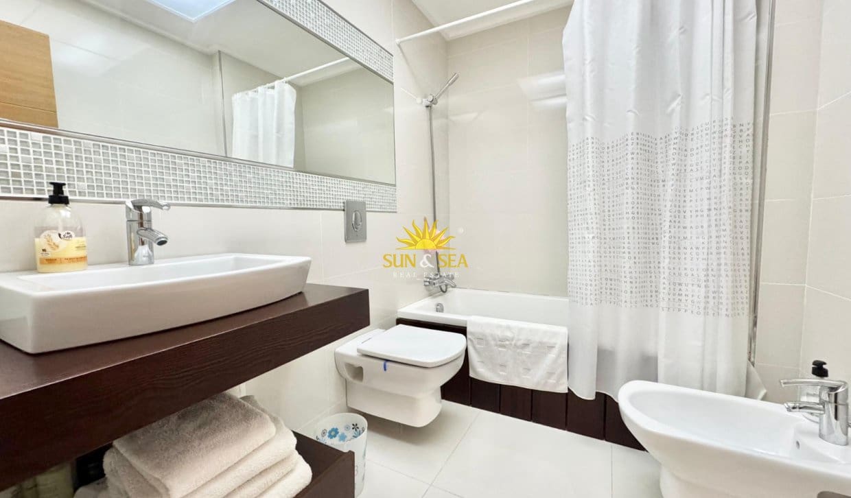 3 camera da letto Appartamento in vendita in Guardamar del Segura con piscina garage - 315.000 € (Rif: 9879744)