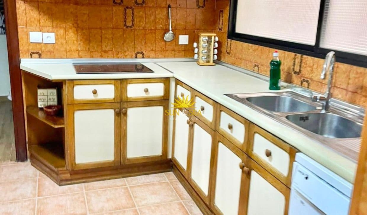 4 soverom Leilighet til leie i Cartagena - € 1 200 (Ref: 9879885)