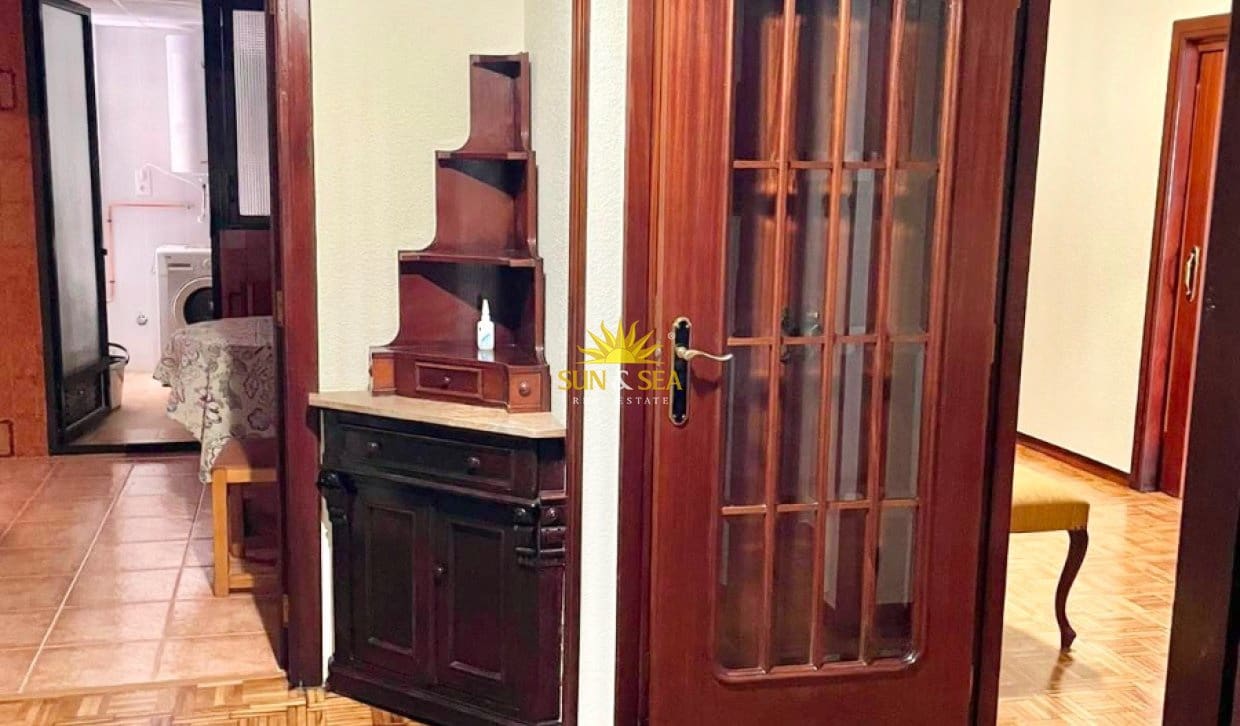 4 soverom Leilighet til leie i Cartagena - € 1 200 (Ref: 9879885)