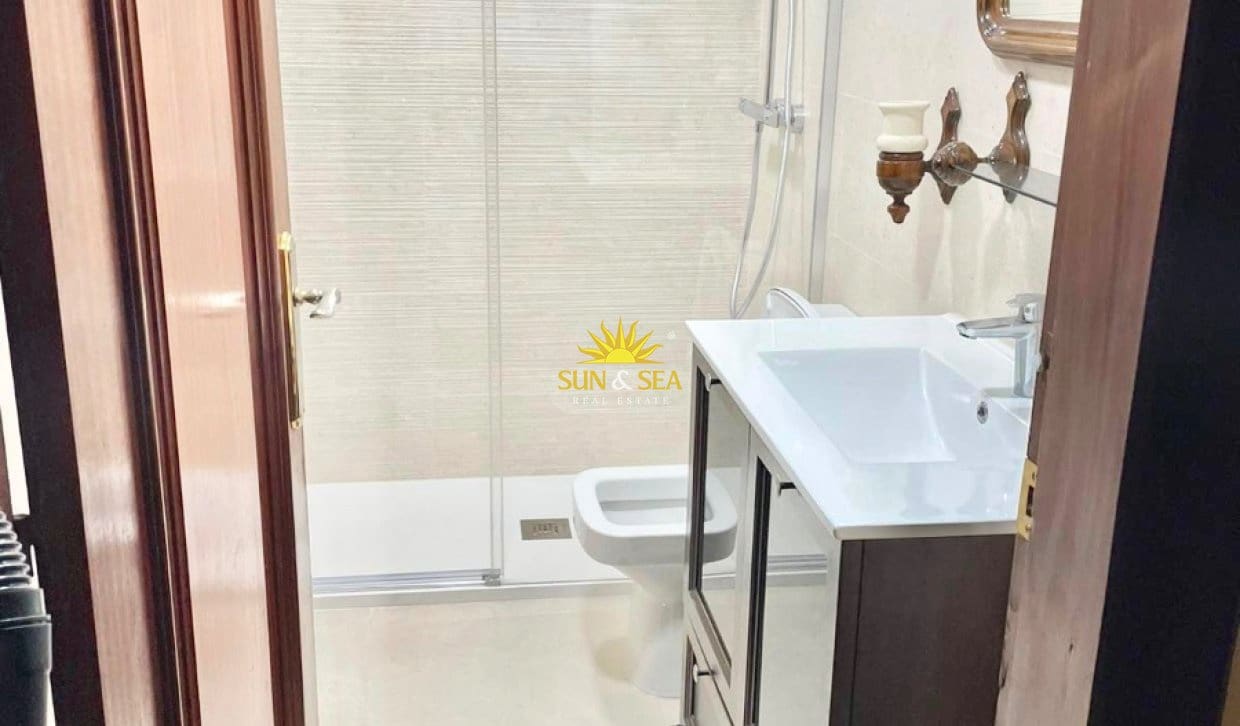 4 soverom Leilighet til leie i Cartagena - € 1 200 (Ref: 9879885)