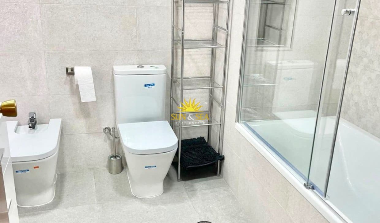 4 soverom Leilighet til leie i Cartagena - € 1 200 (Ref: 9879885)