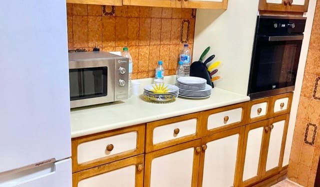 4 soverom Leilighet til leie i Cartagena Ciudad, Cartagena - € 1 200 (Ref: 9879885)