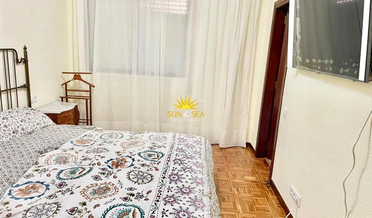 4 soverom Leilighet til leie i Cartagena - € 1 200 (Ref: 9879885)