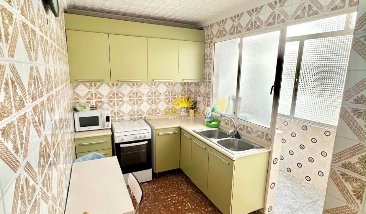 3 sovrum Lägenhet att hyra i Cartagena - 1 000 € (Ref: 9879886)