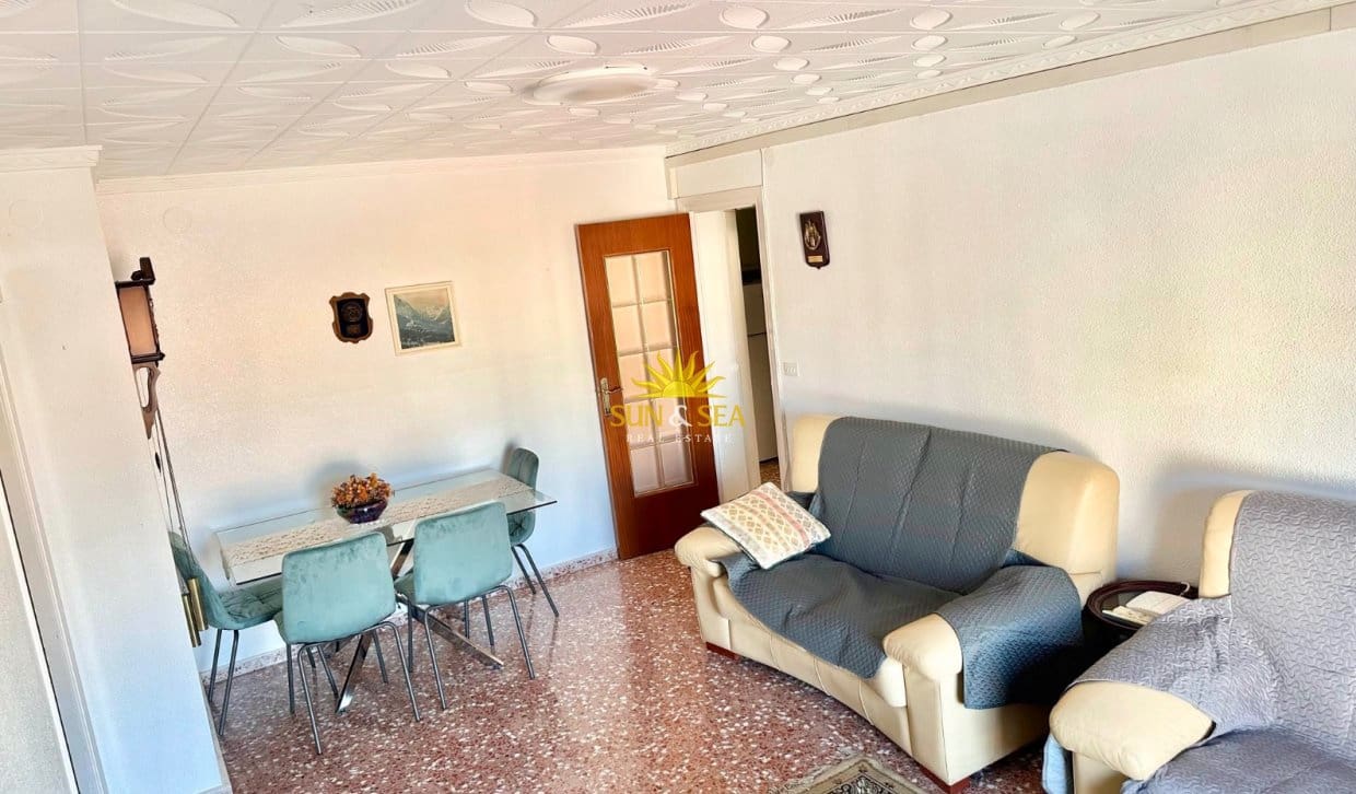 3 sovrum Lägenhet att hyra i Cartagena - 1 000 € (Ref: 9879886)