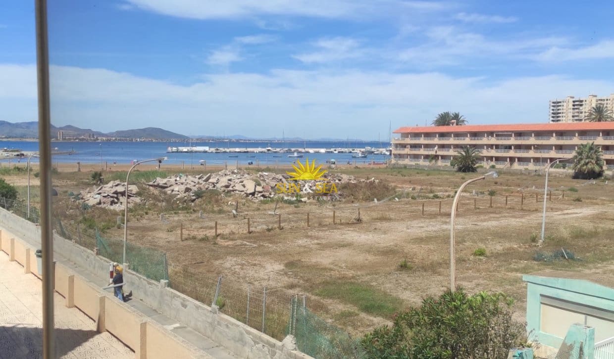 Appartement de 2 chambres de location de vacances à La Manga del Mar Menor avec piscine - 600 € (Ref: 9882444)