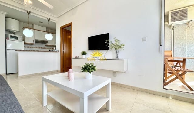 Appartement de 1 chambre de location de vacances à Puerto Deportivo, Guardamar del Segura avec piscine garage - 650 € (Ref: 9882611)