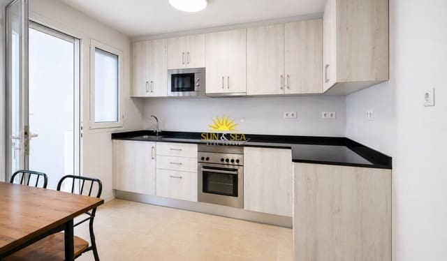 Pareado de 4 habitaciones en Santiago de la Ribera, San Javier en venta con piscina garaje - 229.000 € (Ref: 9883589)