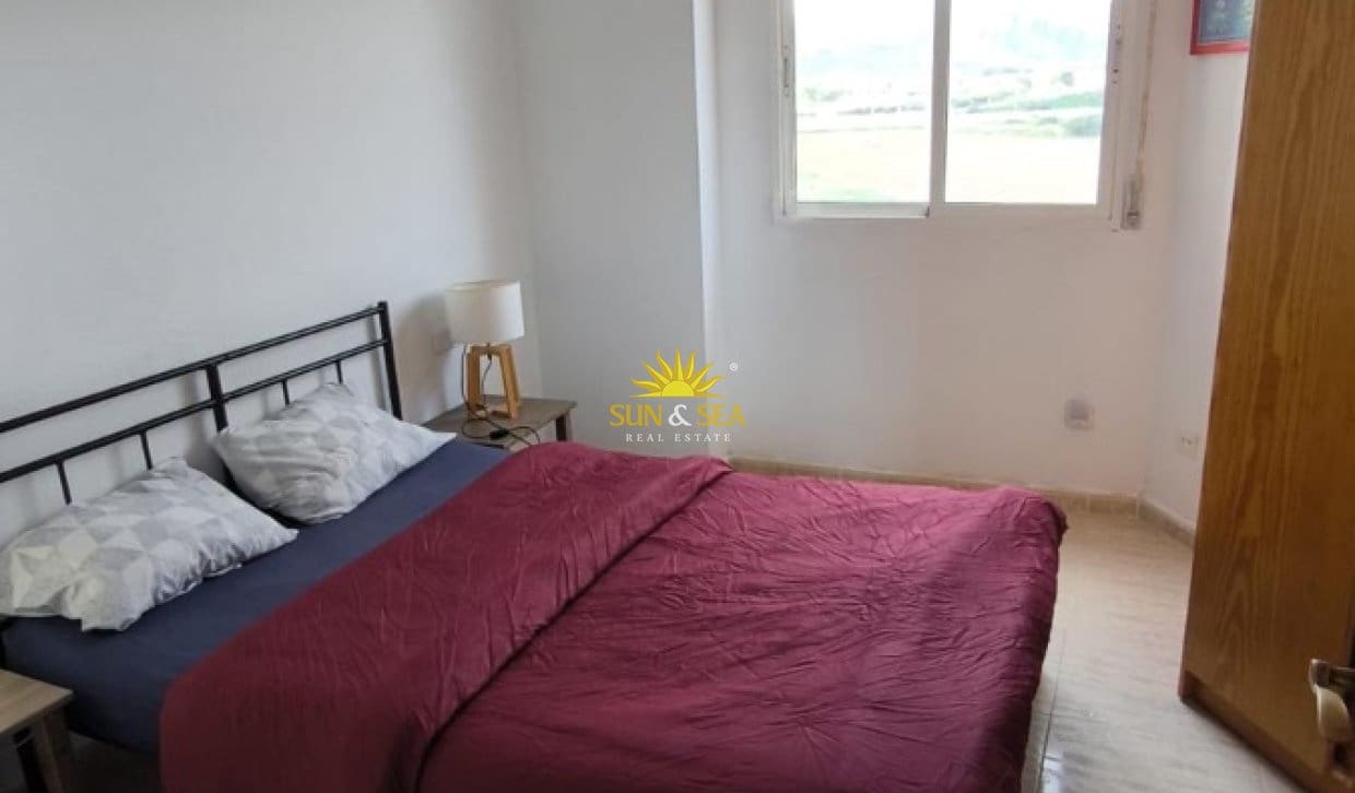 2 sypialnia Apartament do wynajęcia w Playa Honda z basenem garażem - 750 € (Ref: 9883858)