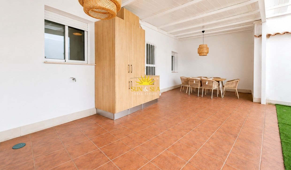 3 chambre Bungalow à vendre à San Javier avec piscine garage - 249 000 € (Ref: 9883859)