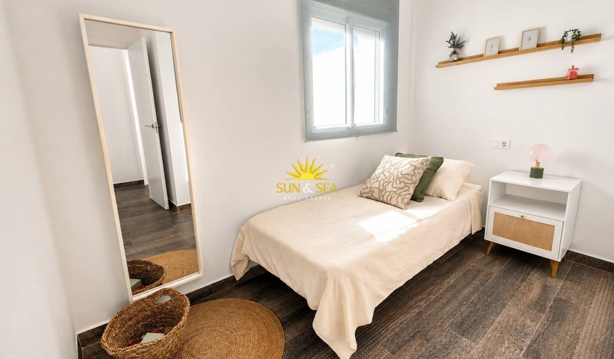 3 chambre Bungalow à vendre à San Javier avec piscine garage - 249 000 € (Ref: 9883859)