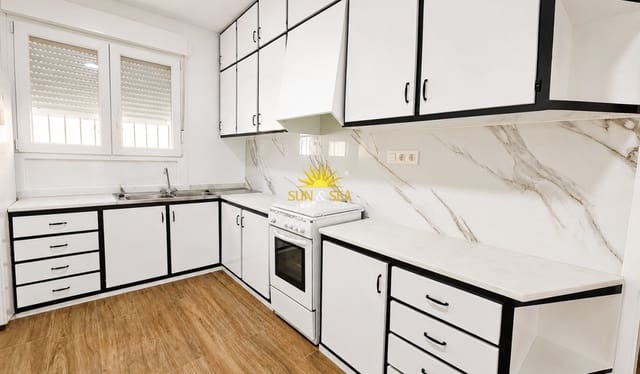 3 makuuhuone Huoneisto myytävänä paikassa San Pedro del Pinatar ciudad, San Pedro del Pinatar mukana 
autotalli - 174 900 € (Ref: 9883860)