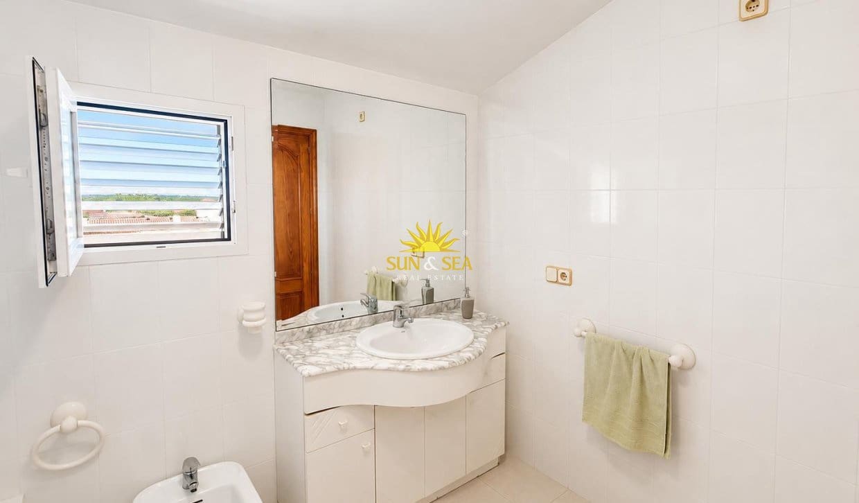 2 chambre Penthouse à vendre à La Mata avec piscine - 320 000 € (Ref: 9889151)