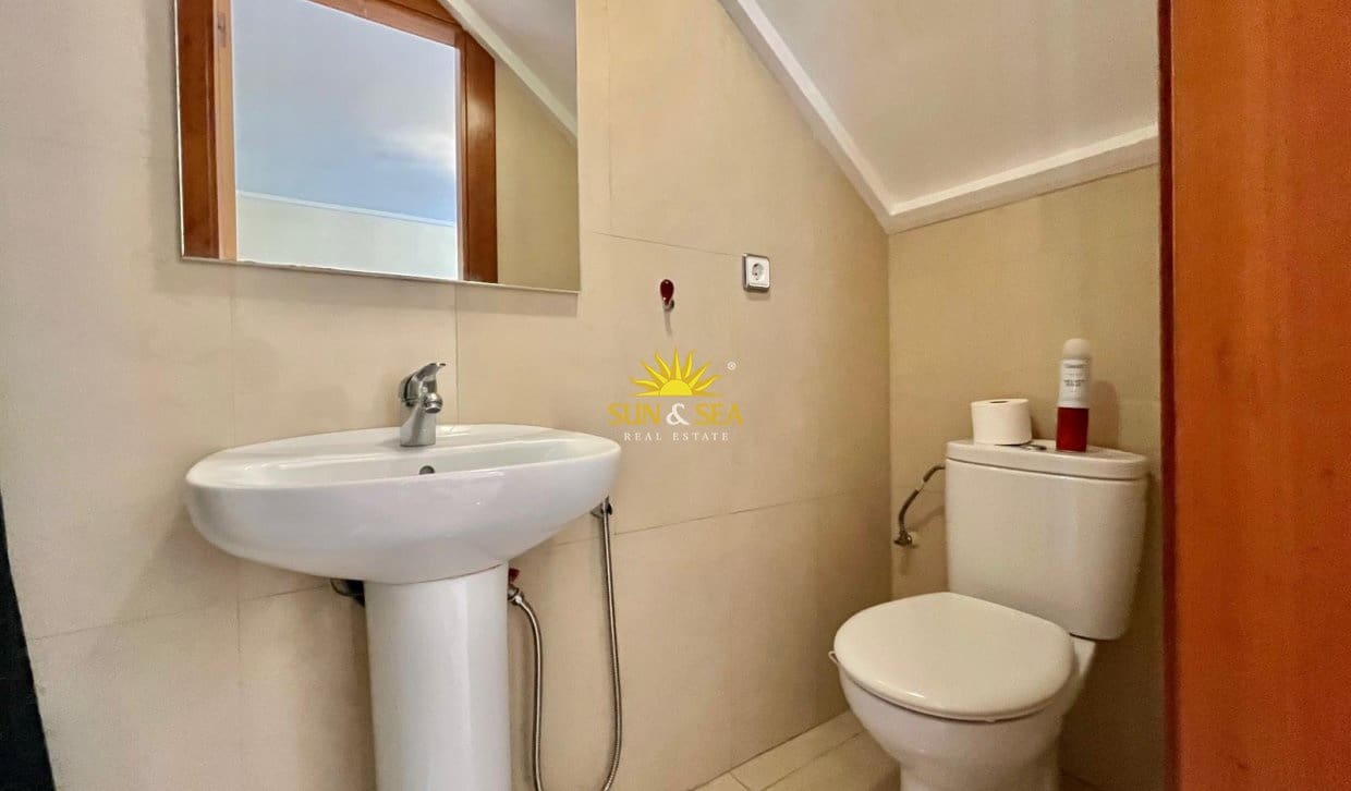 3 sypialnia Dom do wynajęcia w Ciudad Quesada z basenem garażem - 1 300 € (Ref: 9889299)