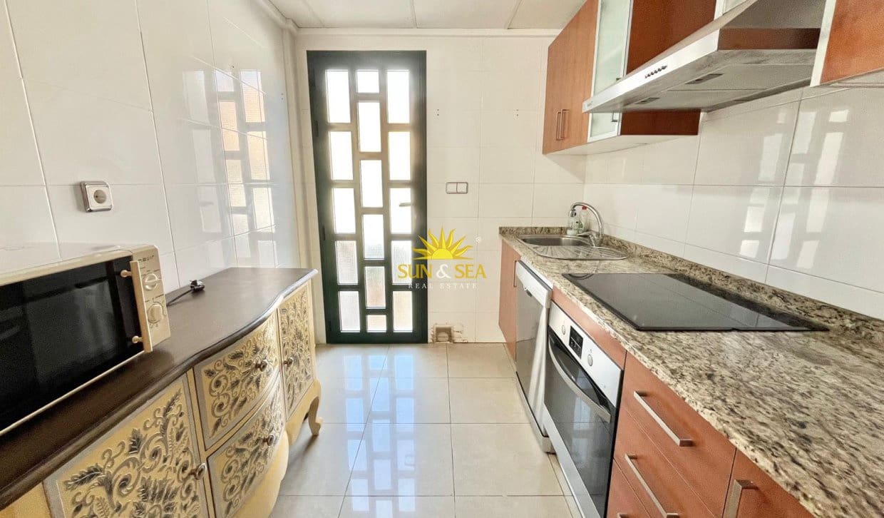 3 sypialnia Dom do wynajęcia w Ciudad Quesada z basenem garażem - 1 300 € (Ref: 9889299)