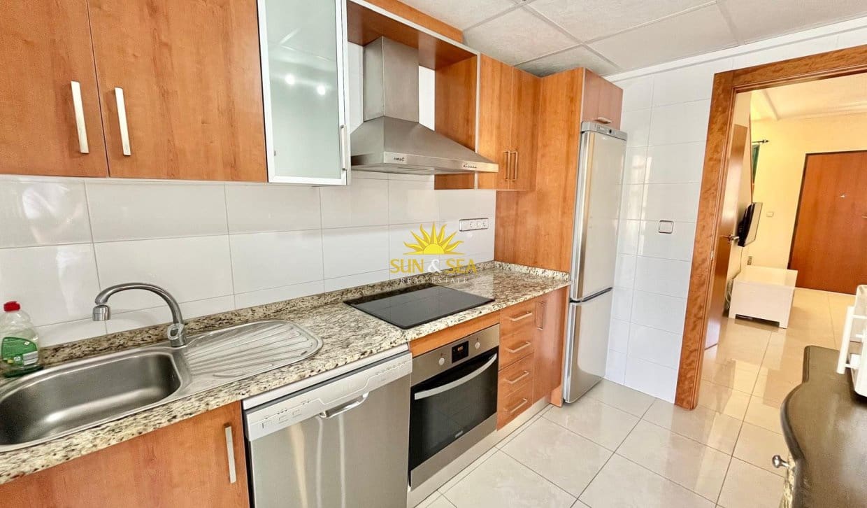 3 sypialnia Dom do wynajęcia w Ciudad Quesada z basenem garażem - 1 300 € (Ref: 9889299)