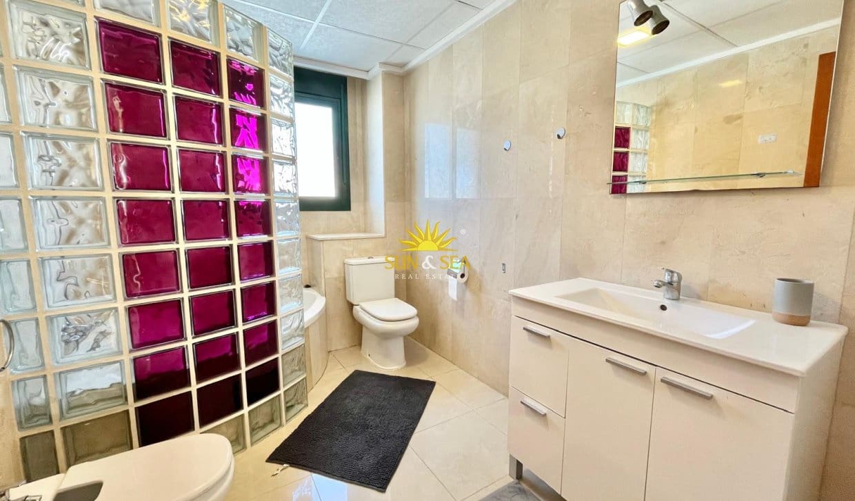 3 sypialnia Dom do wynajęcia w Ciudad Quesada z basenem garażem - 1 300 € (Ref: 9889299)
