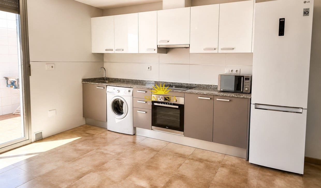 3 camera da letto Appartamento in vendita in Los Alcazares con piscina garage - 234.900 € (Rif: 9889370)