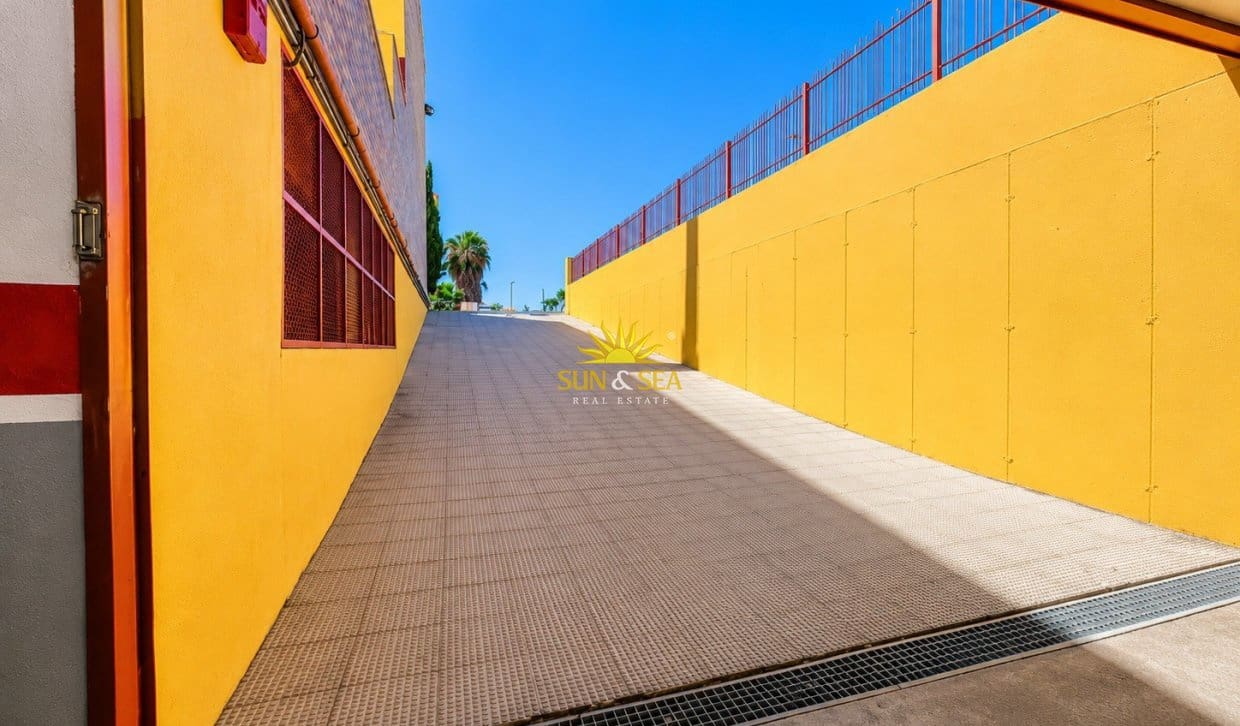 3 camera da letto Appartamento in vendita in Los Alcazares con piscina garage - 234.900 € (Rif: 9889370)
