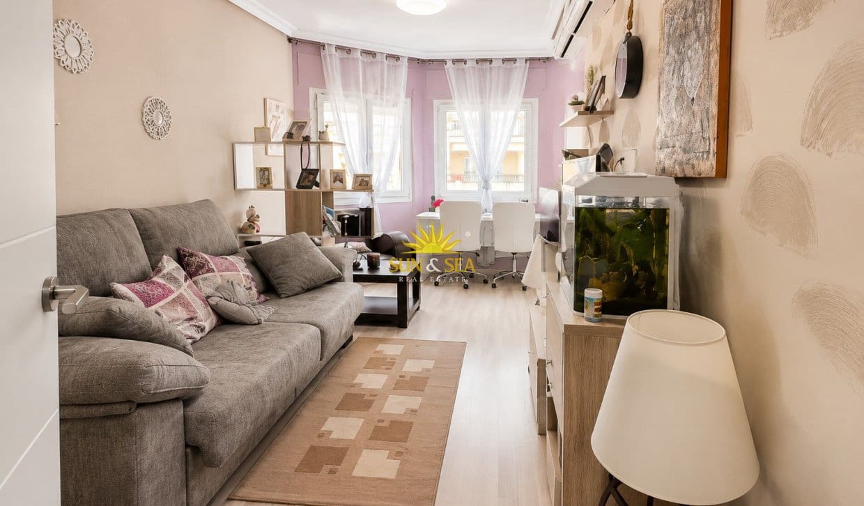 5 soveværelse Lejlighed til salg i Lo Pagan med garage - € 269.000 (Ref: 9889371)