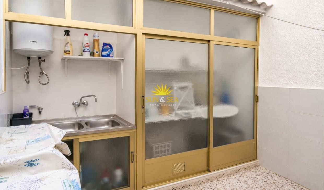 5 soveværelse Lejlighed til salg i Lo Pagan med garage - € 269.000 (Ref: 9889371)