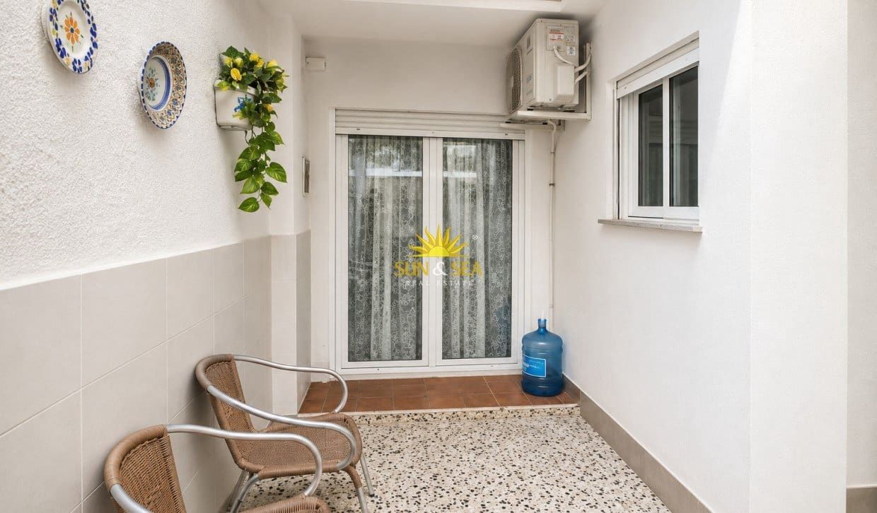 5 soveværelse Lejlighed til salg i Lo Pagan med garage - € 269.000 (Ref: 9889371)