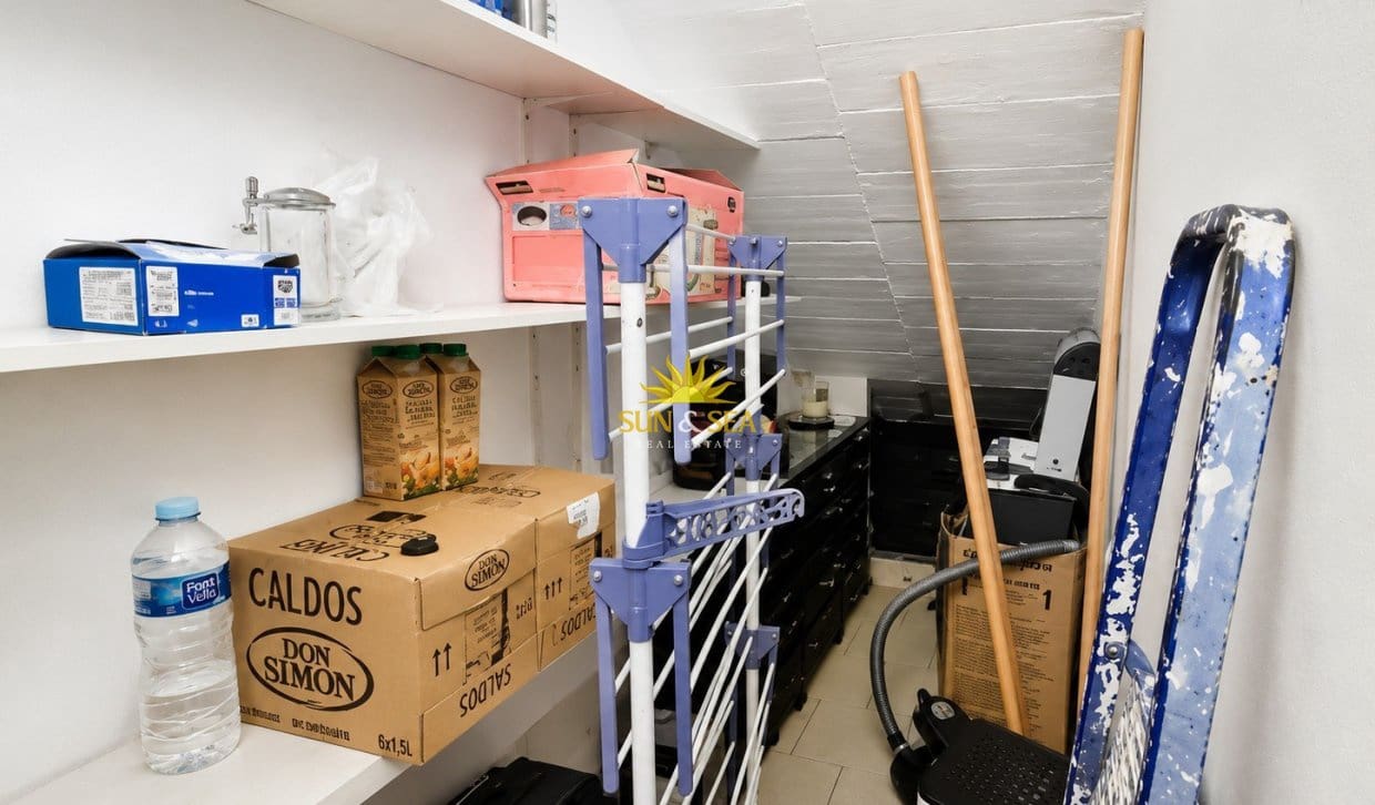 5 soveværelse Lejlighed til salg i Lo Pagan med garage - € 269.000 (Ref: 9889371)