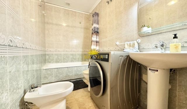 2 quarto Apartamento para arrendar em Parque de las Naciones, Torrevieja - 750 € (Ref: 9890677)
