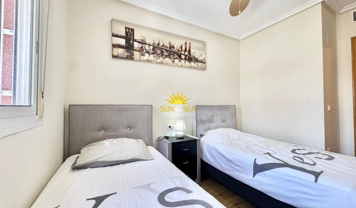 3 soveværelse Lejlighed til leje i San Fulgencio med swimmingpool garage - € 1.600 (Ref: 9890678)