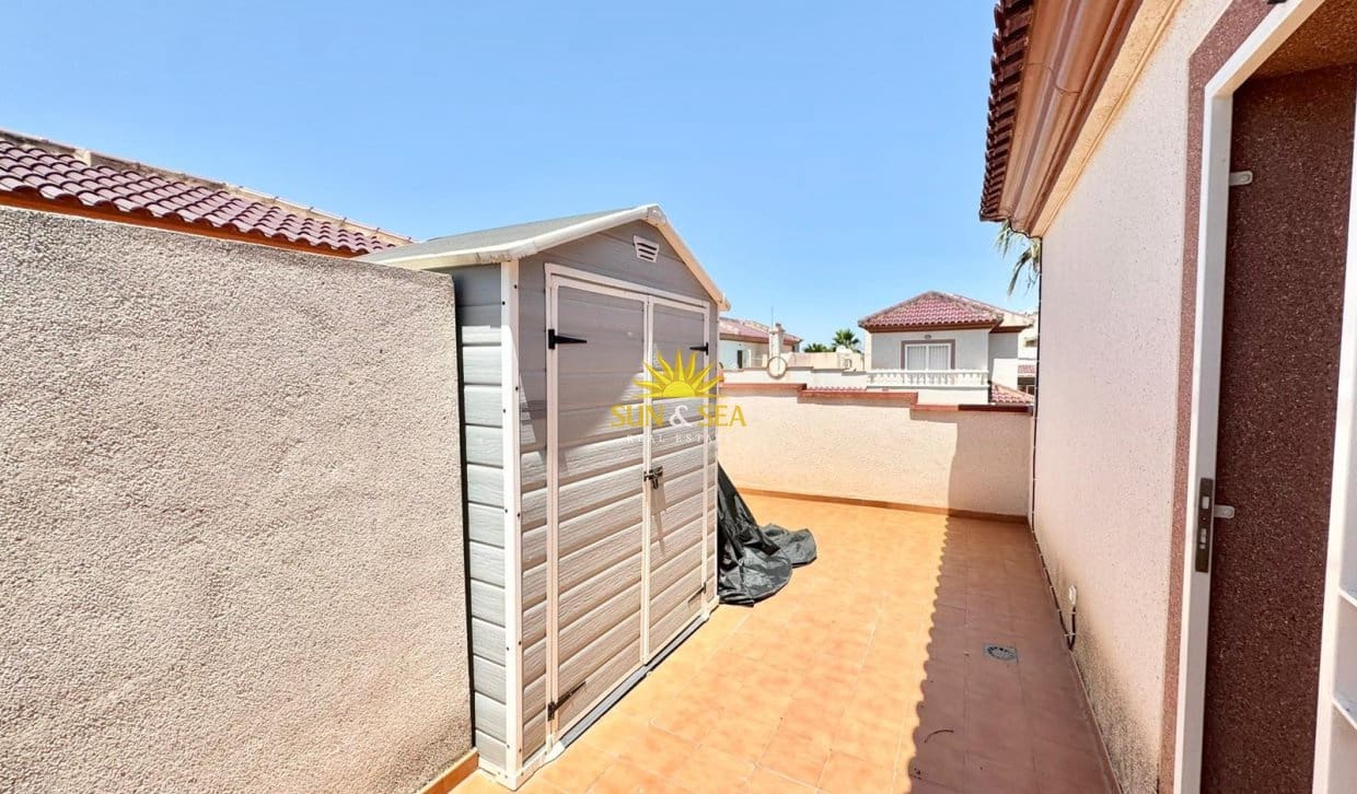 3 soveværelse Lejlighed til leje i San Fulgencio med swimmingpool garage - € 1.600 (Ref: 9890678)