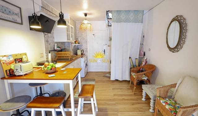 2 bedroom Apartment for rent in Playa de los Locos, Torrevieja with pool - € 1,200 (Ref: 9891344)